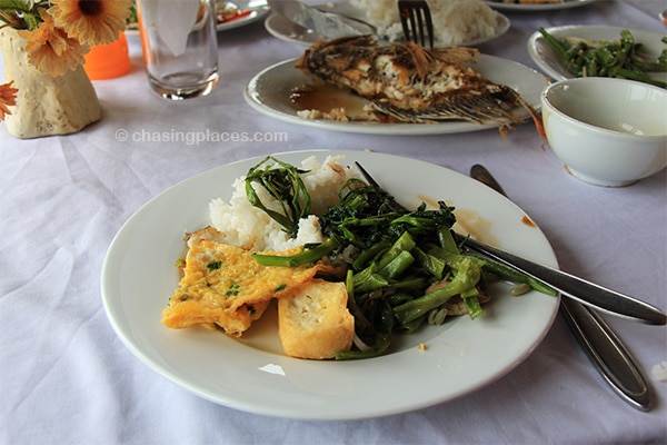 The first meal on the tour boat, Halong Bay