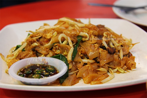 Filling fried Kway Teow