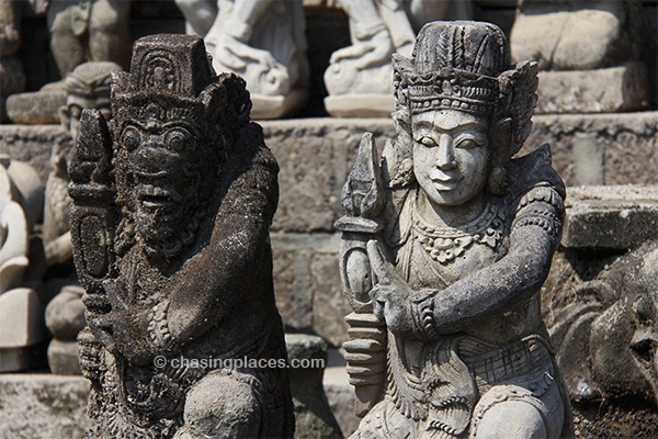 Stunning sculptures around Ubud