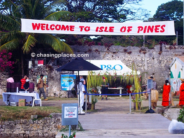 Isle of Pines welcoming cruise ship passengers