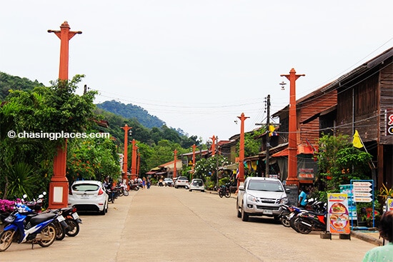 The quiet main street of Old Lanta Town