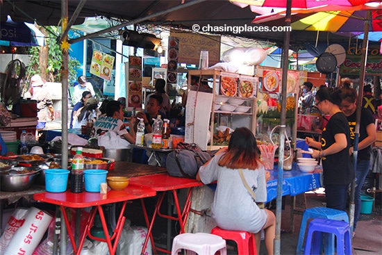 A typical dining area in Chatuchak Market, Bangkok