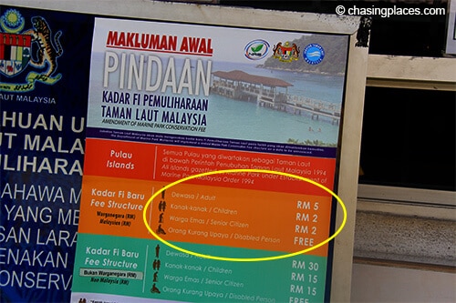 Expect to pay a 5 RM conservation fee at the Shahbandar Jetty