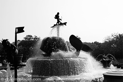 The Mickey fountain in Hongkong Disneyland