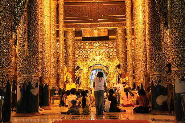 Intricate designs at Shwedagon Pagoda