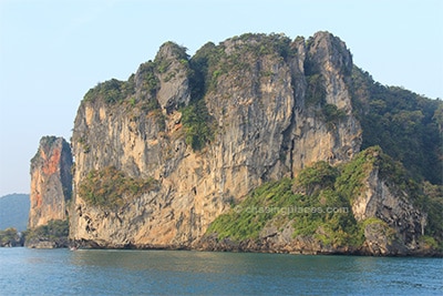 A stunning limestone wall moments away from Ao Nang