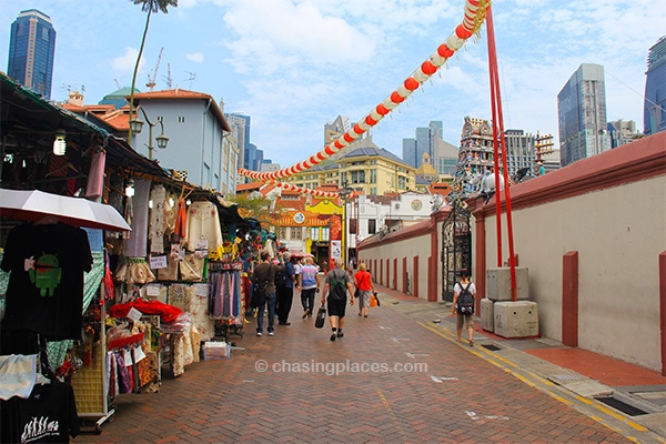 China Town in Singapore is another excellent location for budget accommodation choices