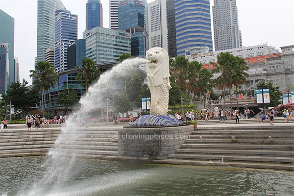 The famous Merlion, minutes away from Clarke Quay in downtown Singapore