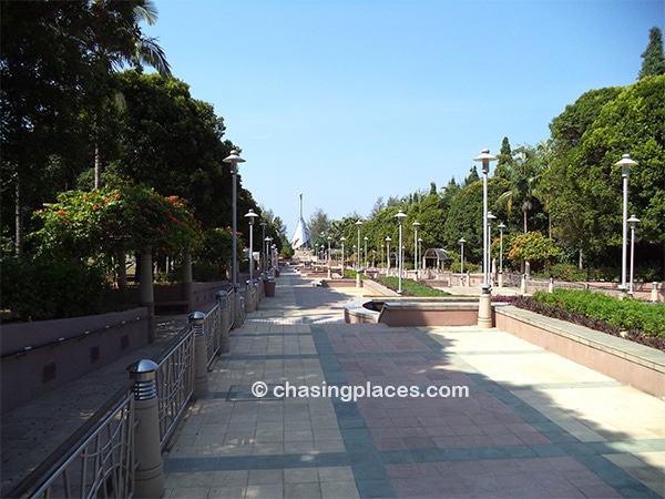 An empty pubic park during a Saturday morning in Putrajaya