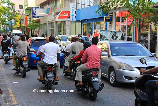 The jam packed streets of Male