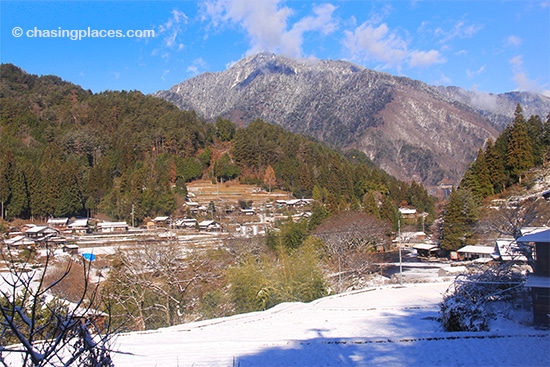 The approach to Tsumago along the Nakasendo Trail from Magome