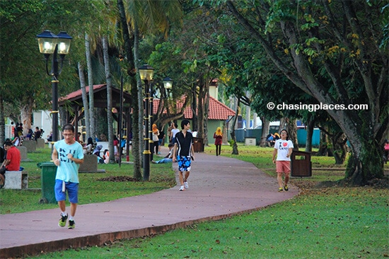 The laidback scene at Lake Titiwangsa Park