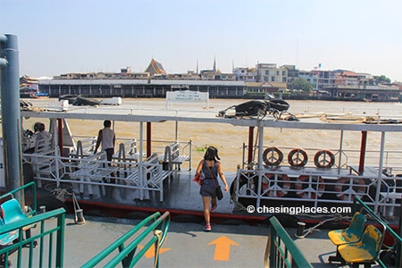 The ferry getting ready to head back towards Wat Pho